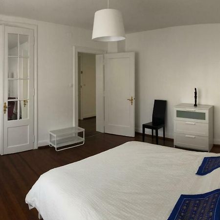 Grand 3 Pieces Stationnement Gratuit Dans La Rue Apartment Strasbourg Luaran gambar